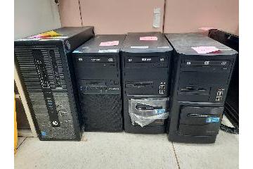 電腦主機4台